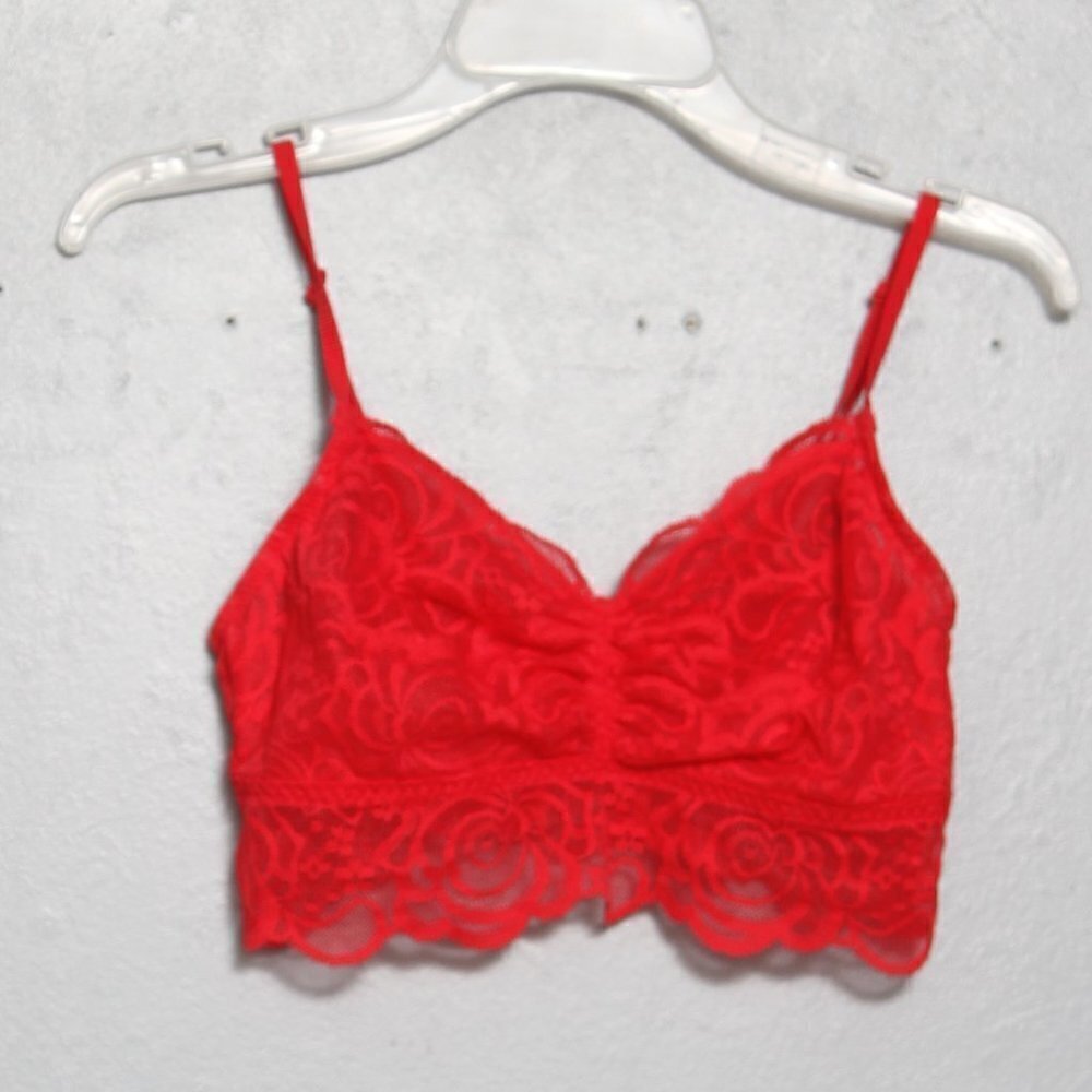 PINK Victoria’s Secret red lace bralette